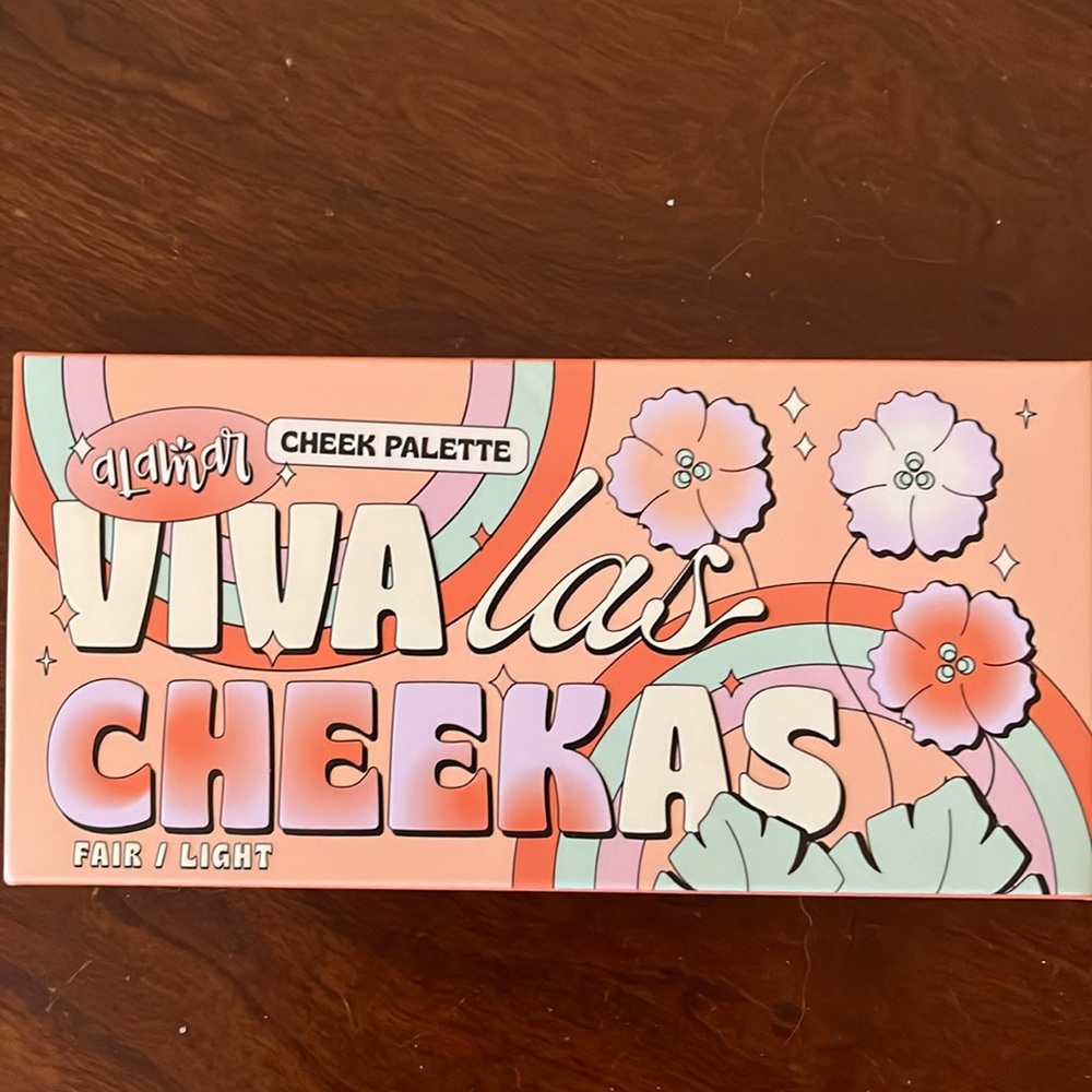 Viva las Cheekas - cheek palette (fair/light)